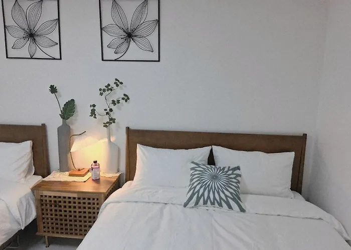 Moa Hongdae 홍대역 도보 8분,3룸,4베드,무료주차 Appartamento Seul