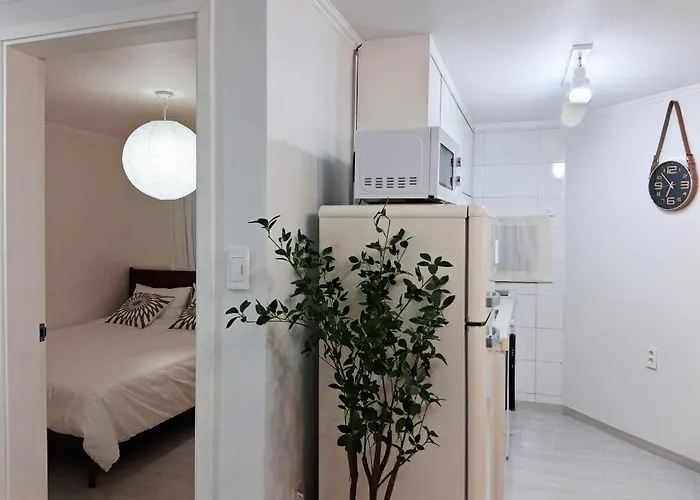 Moa Hongdae 홍대역 도보 8분,3룸,4베드,무료주차 Appartamento